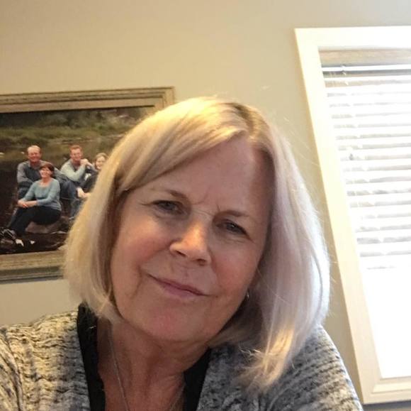 Meet your Posher, Kathy - Picture 1 of 1